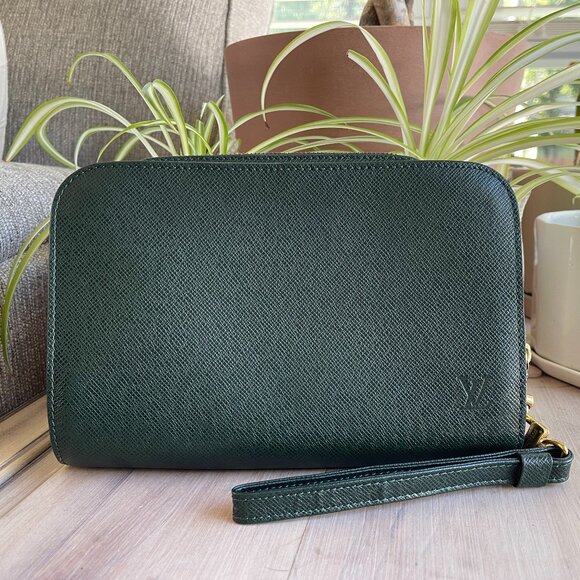 Louis Vuitton Handbags - Louis Vuitton Taiga Wristlet